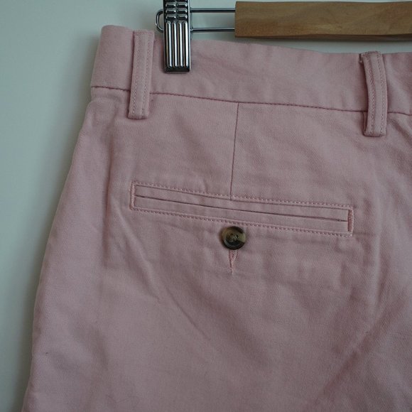 Old Navy pink shorts - Picture 7 of 8